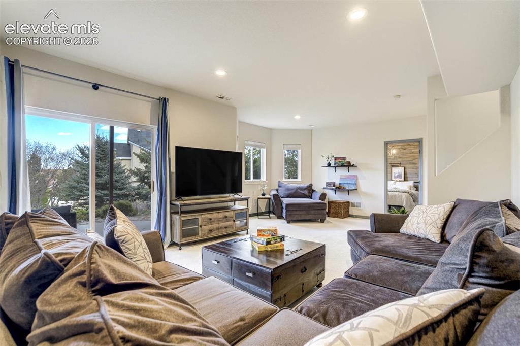 8415 Lauralwood Lane