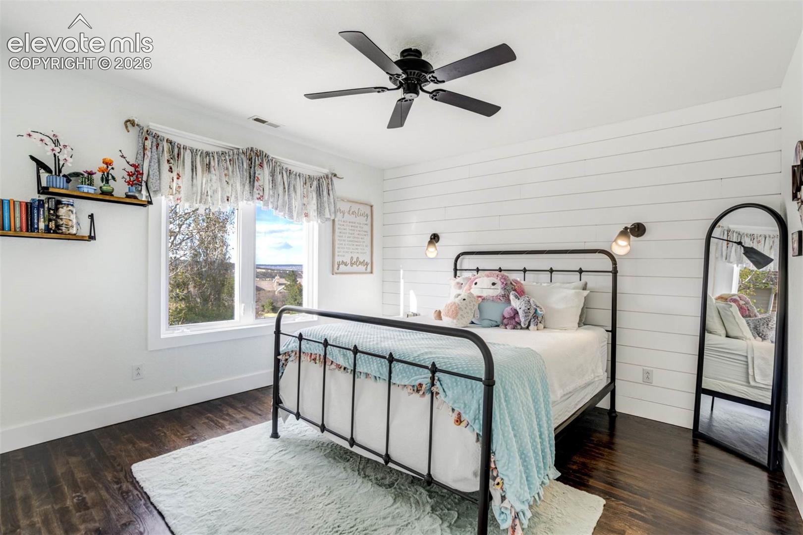 8415 Lauralwood Lane