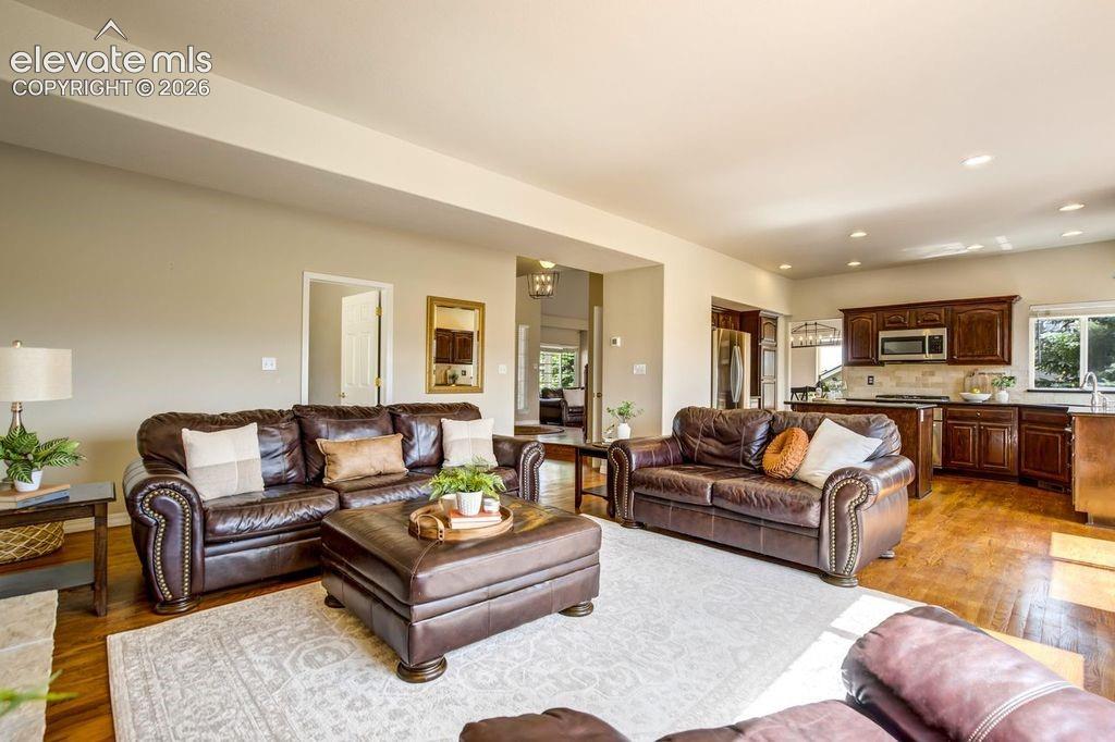 2360 Craycroft Drive