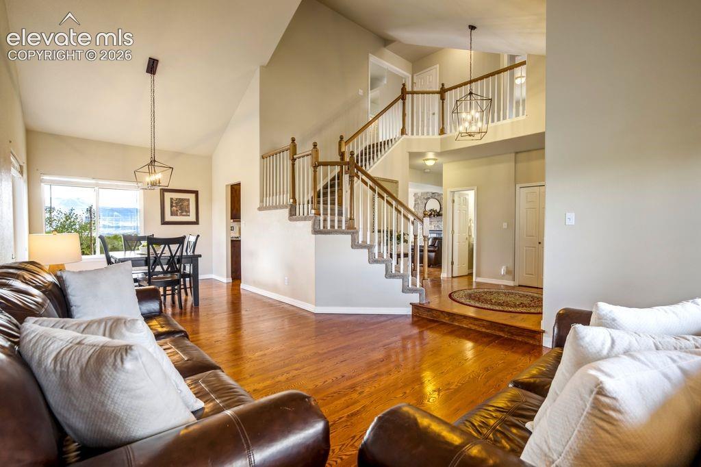 2360 Craycroft Drive