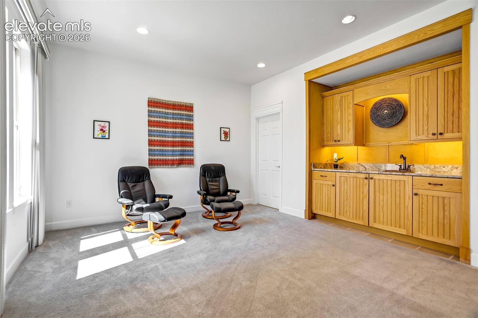 1927 Pine Mesa Grove Unit: C