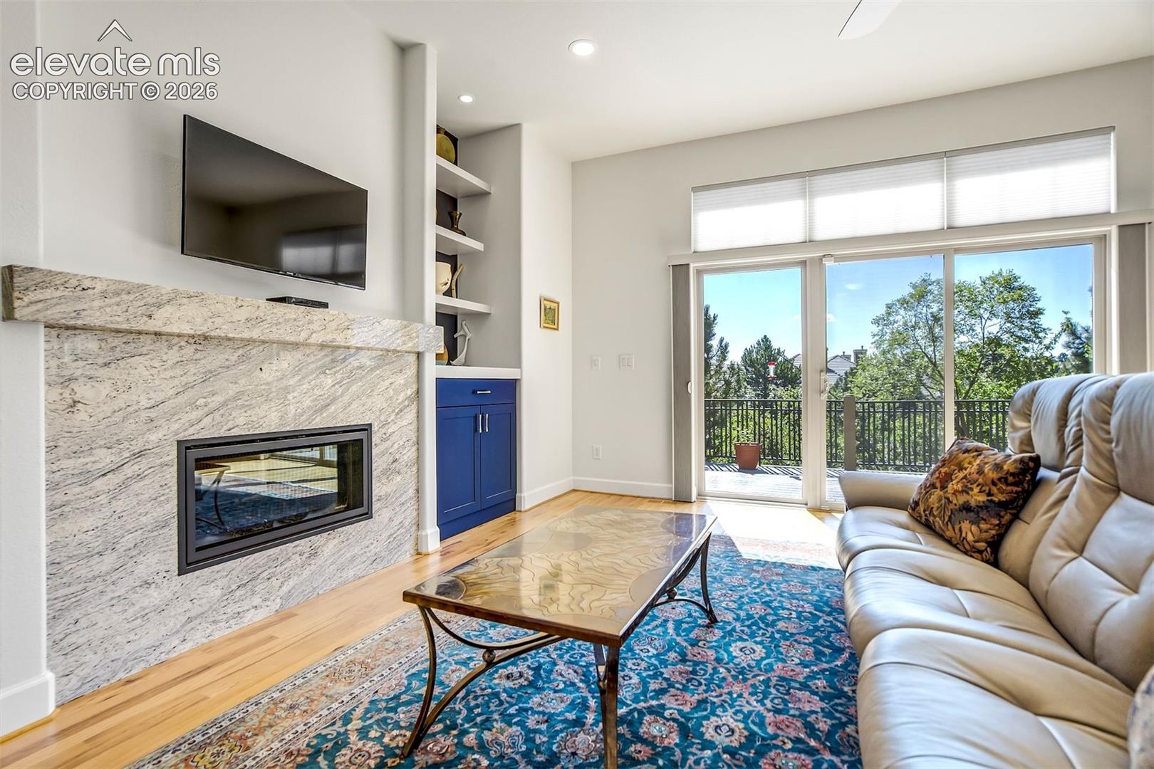 1927 Pine Mesa Grove Unit: C