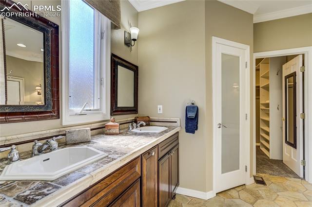 3271 Templeton Gap Road