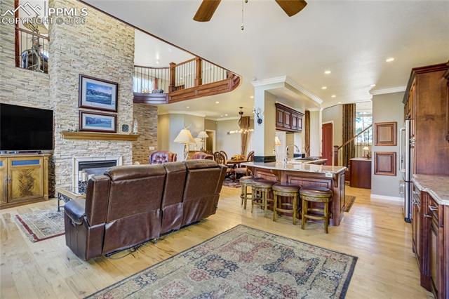 3271 Templeton Gap Road