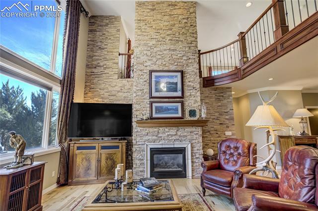 3271 Templeton Gap Road