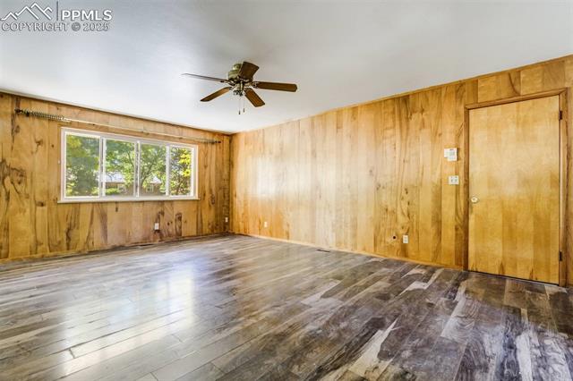 1608 Mount View Lane