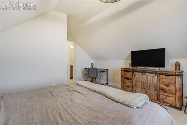 19712 Knights Crossing Drive