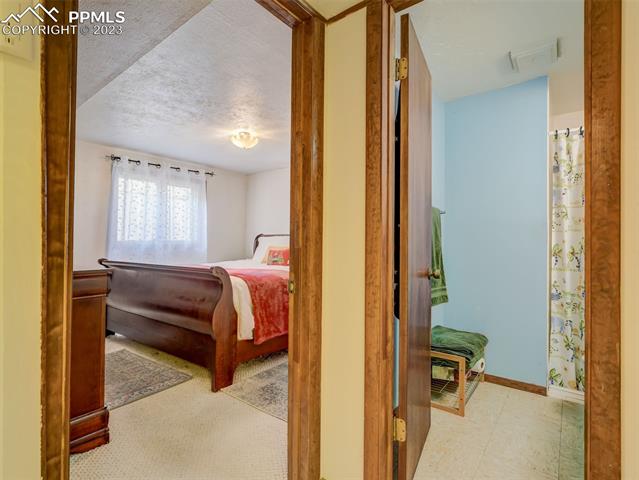 4746 S Gracemoor Circle