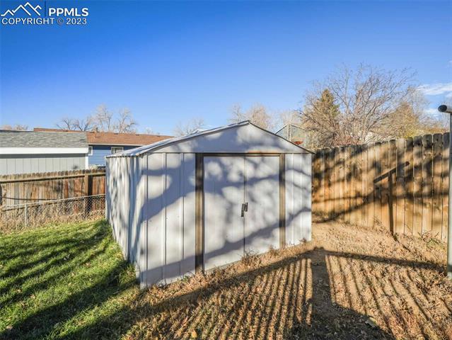 4746 S Gracemoor Circle