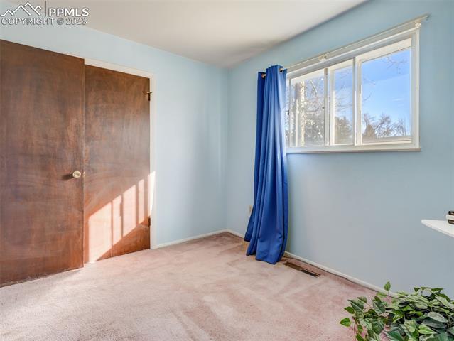 4746 S Gracemoor Circle