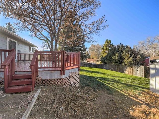 4746 S Gracemoor Circle