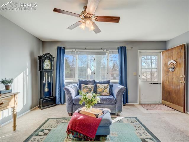 4746 S Gracemoor Circle