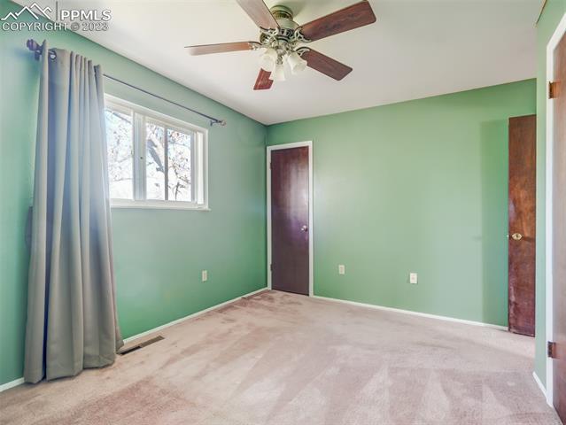 4746 S Gracemoor Circle