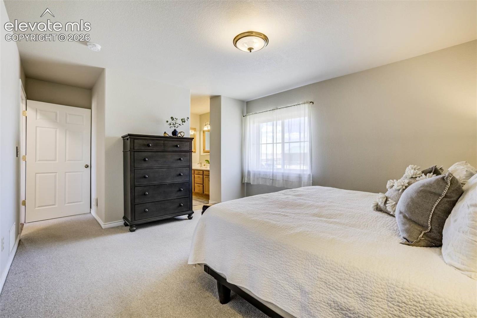 6555 Echo Ridge Heights