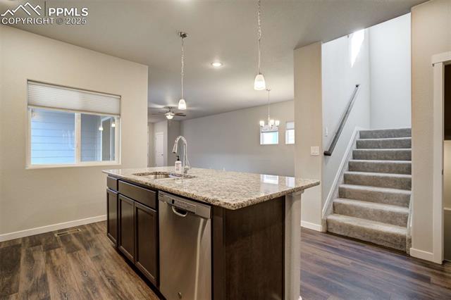 7758 Sun Shimmer View