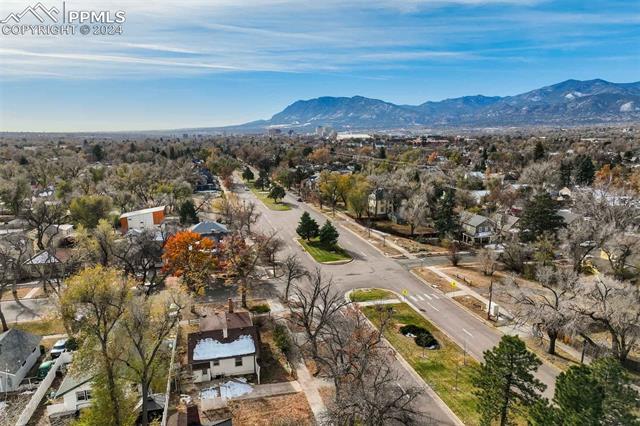 402 E Caramillo Street