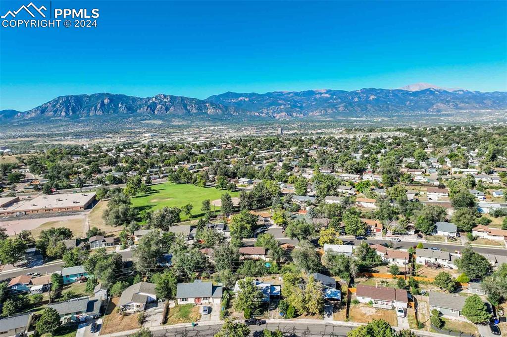 2124 Whitewood Drive