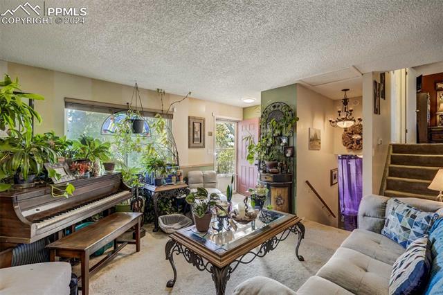 2124 Whitewood Drive