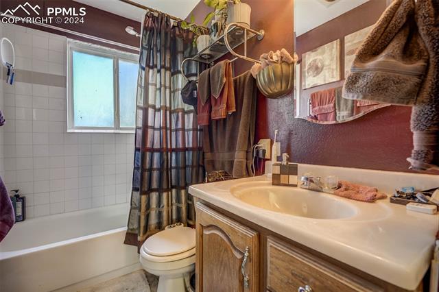 2124 Whitewood Drive