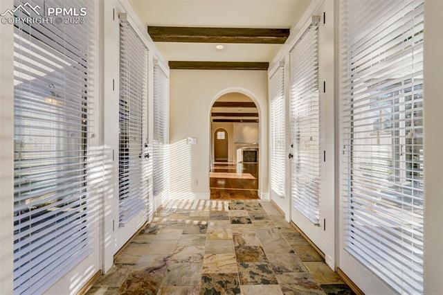 1909 La Bellezza Grove