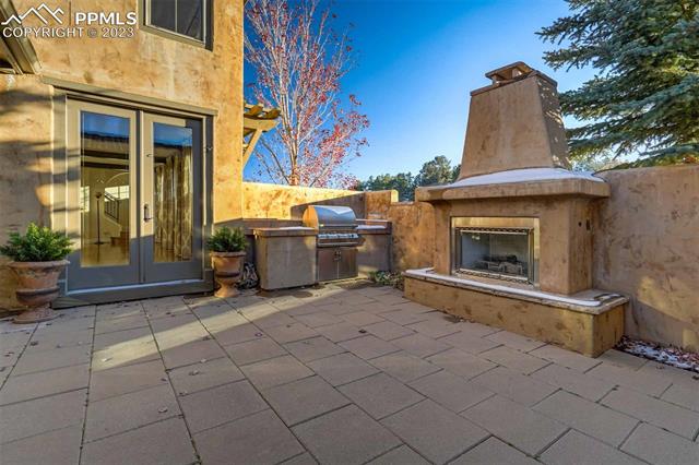 1909 La Bellezza Grove