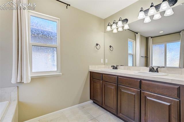 884 Diamond Rim Drive