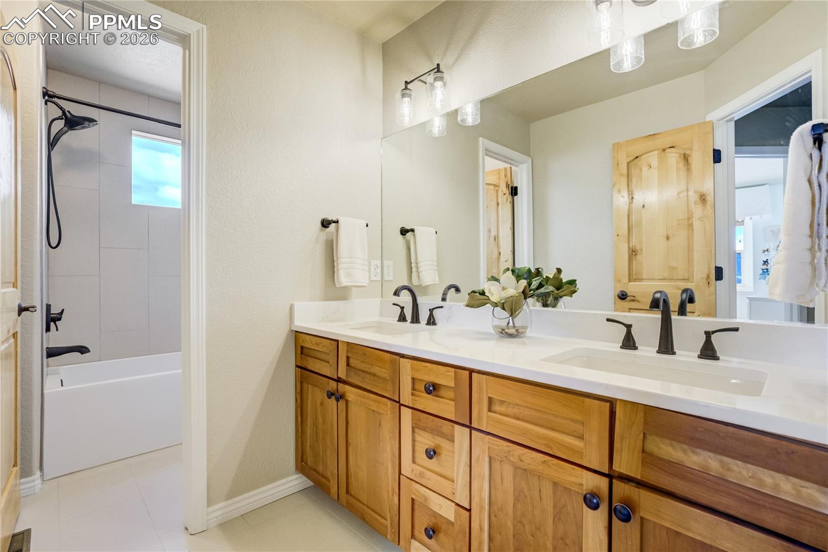 2367 Diamond Creek Drive