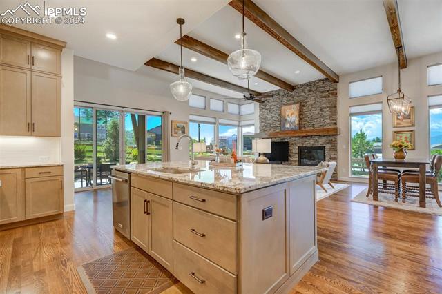 16321 Tree Top Court