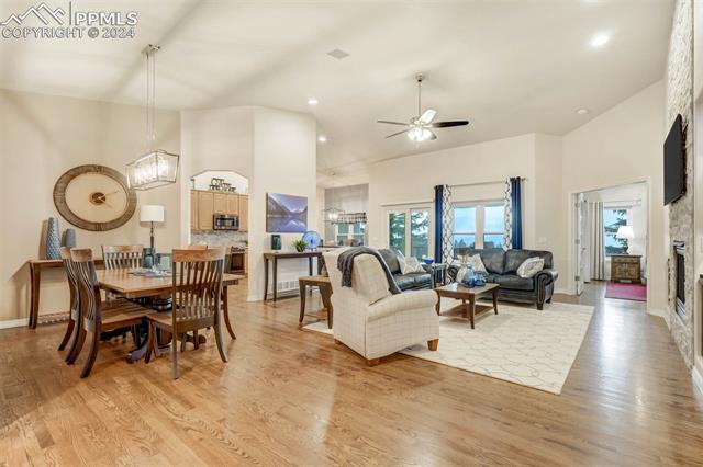 14324 Eagle Villa Grove