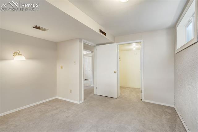 810 Hoorne Avenue