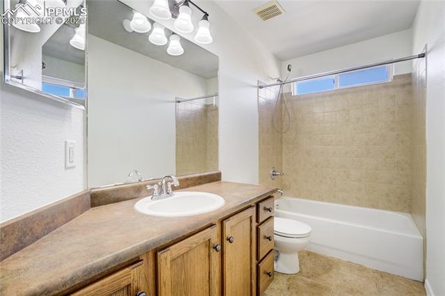 6674 Thistlewood Street