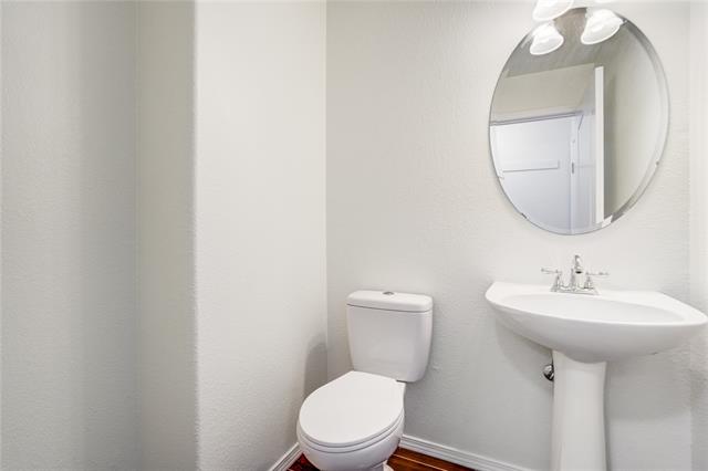 6674 Thistlewood Street