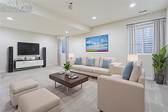 6674 Thistlewood Street