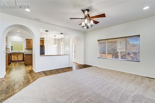 6674 Thistlewood Street