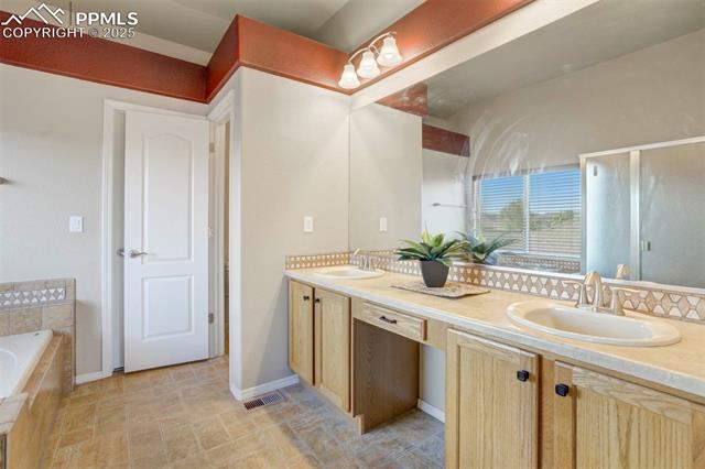 6361 Shooting Iron Way