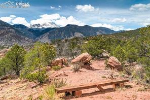 127 Via Vallecito