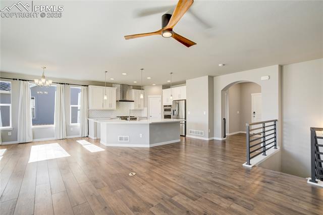 3347 Golden Meadow Way