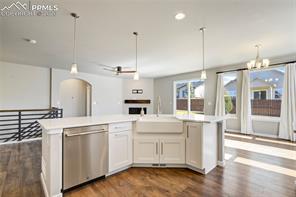 3347 Golden Meadow Way