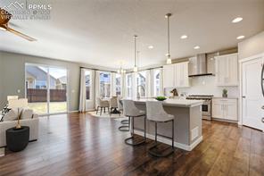 3347 Golden Meadow Way