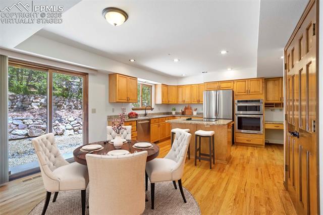 1325 Golden Hills Road