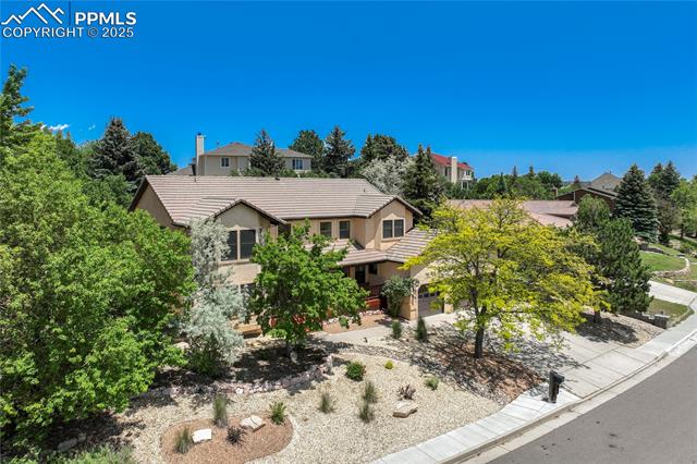 1325 Golden Hills Road