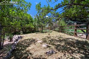 1325 Golden Hills Road