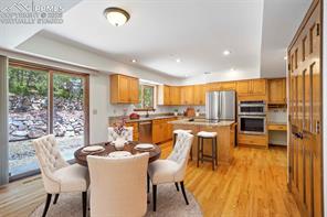 1325 Golden Hills Road