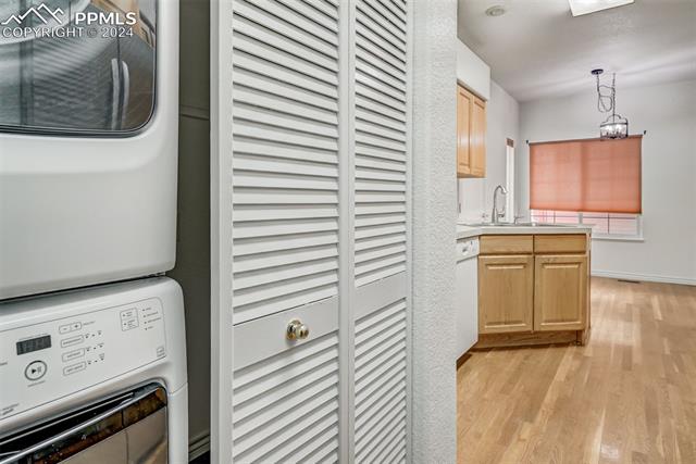 4430 Songglen Circle