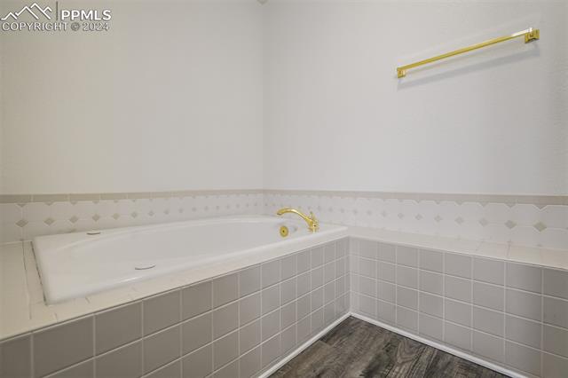 4430 Songglen Circle