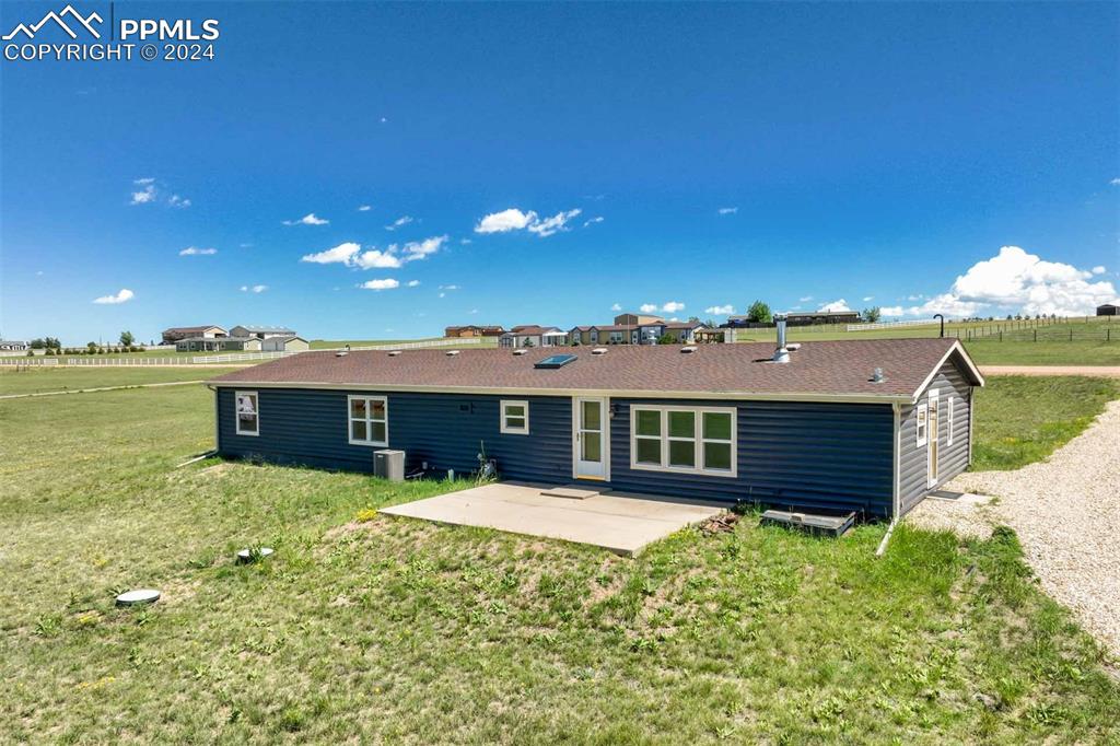 7440 Mallard Drive