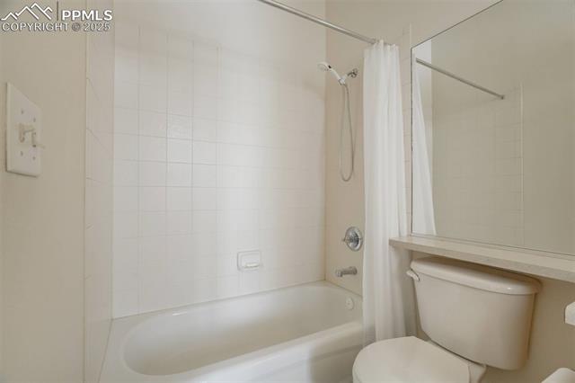 3250 Blackwood Place