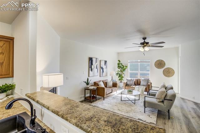 1118 Walters Point