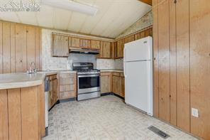 15815 Doggie Court
