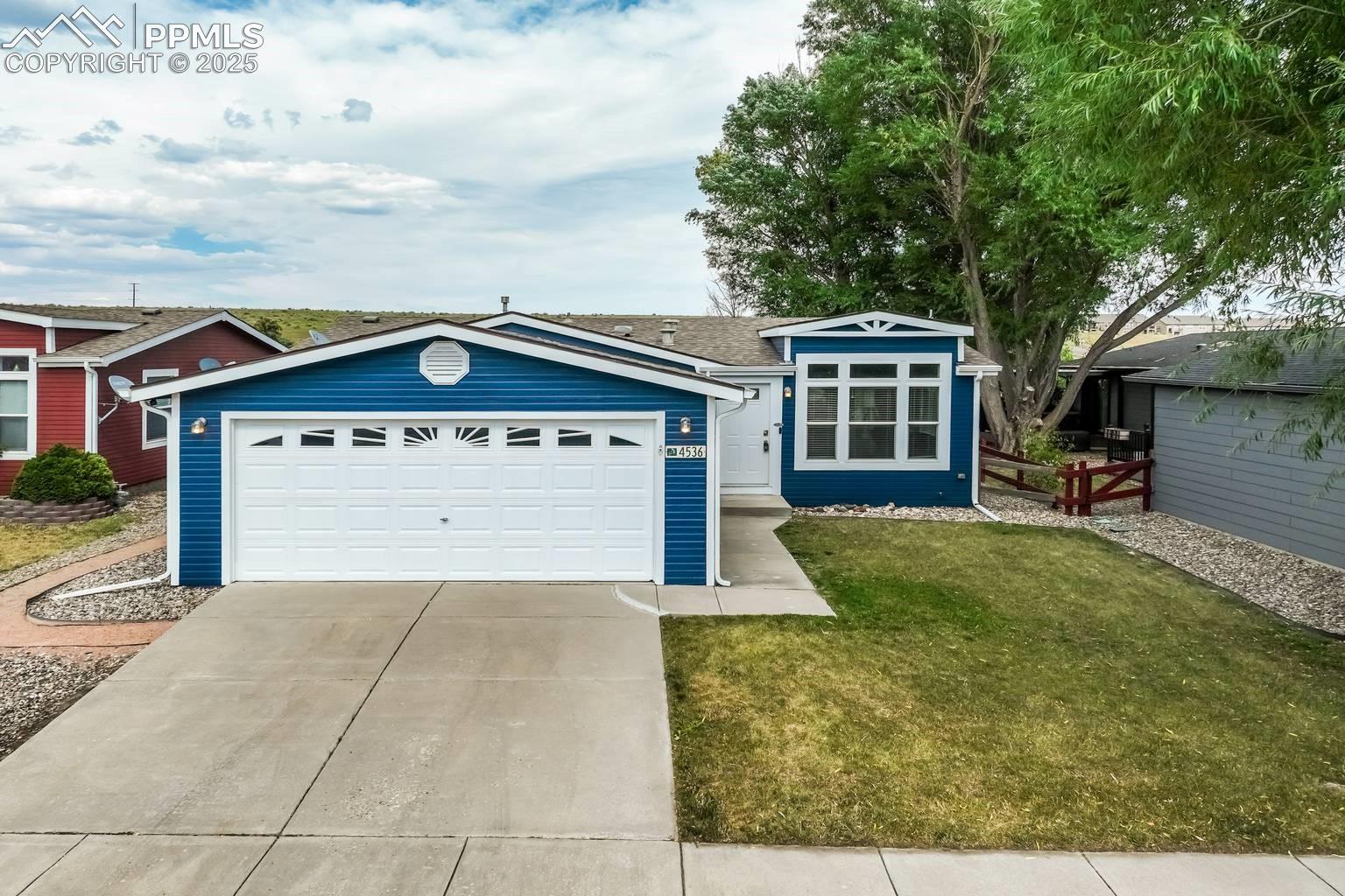 4536 Gray Fox Heights